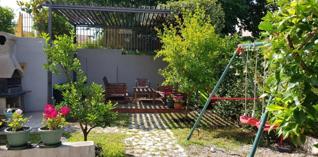Apartment Fini Teodo Esterno foto